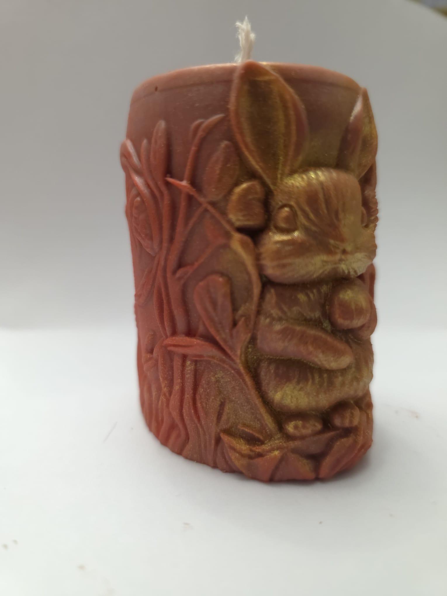 Lumânare Cilindrică „Cheerful Bunny” – Decor de Paște IoBo Candles