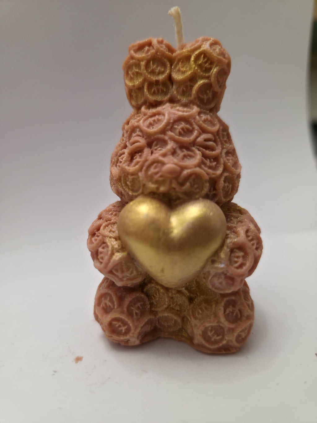Lumânare Artizanală „Iepurașul Inimios” – IoBo Candles